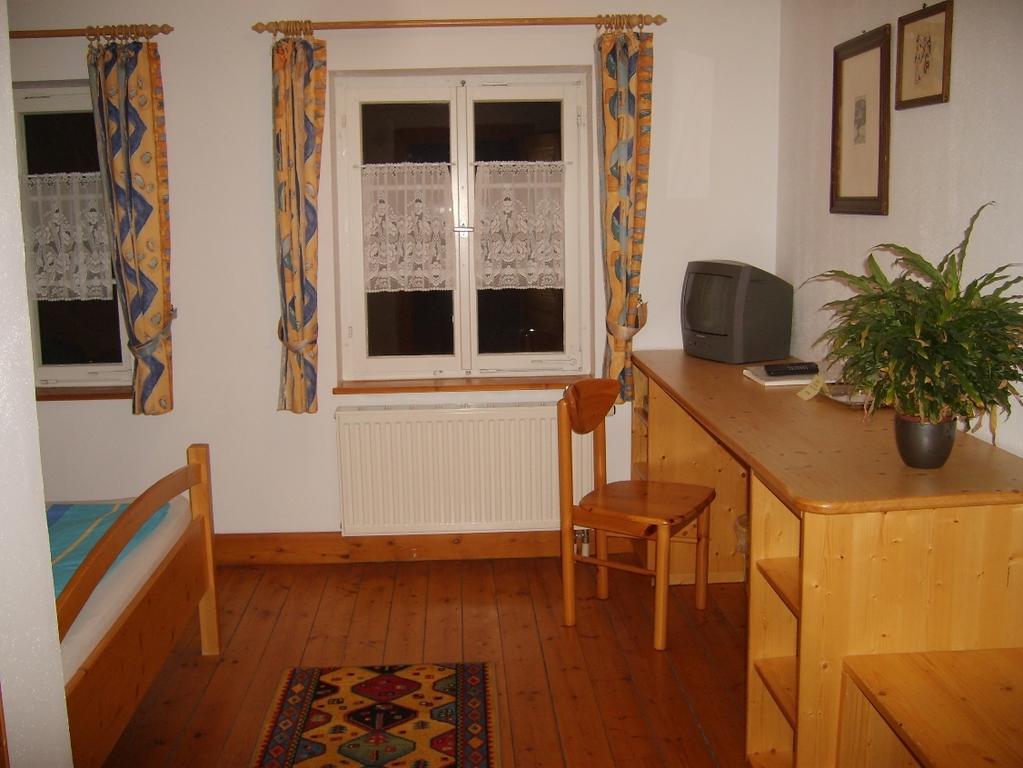 Pension Sonne Rickenbach  Zimmer foto